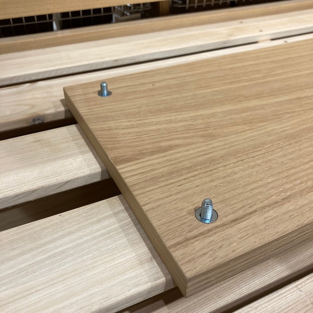 ボルト取り付け図