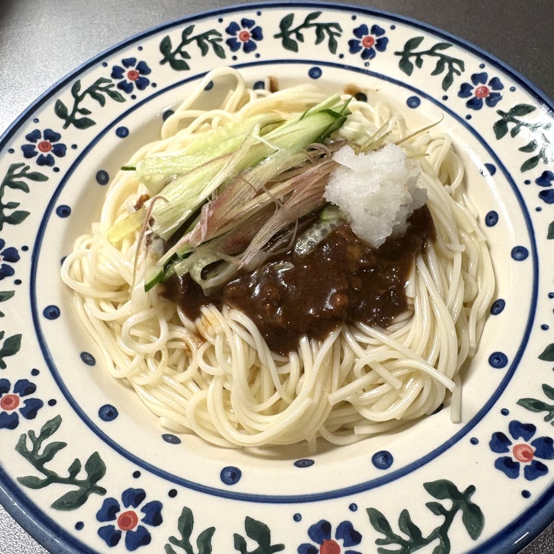 刻み生姜の肉味噌だれ