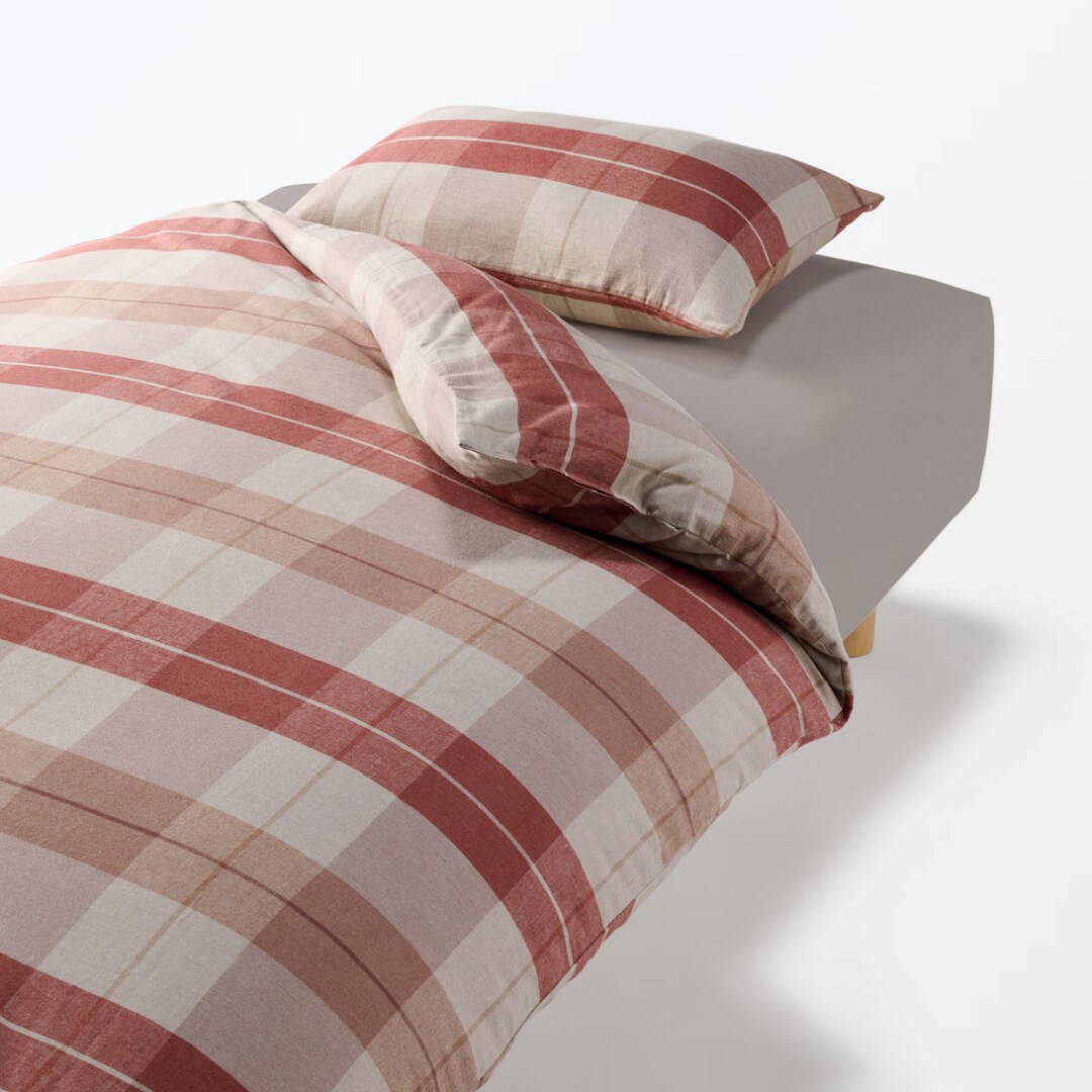 046646_20250901_01_01