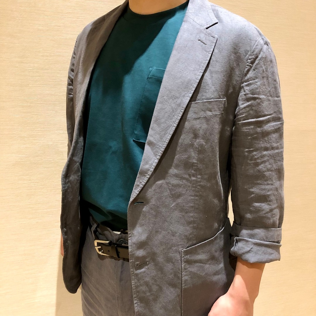 リネンセットアップと涼感UVカットワイドTシャツコーデ