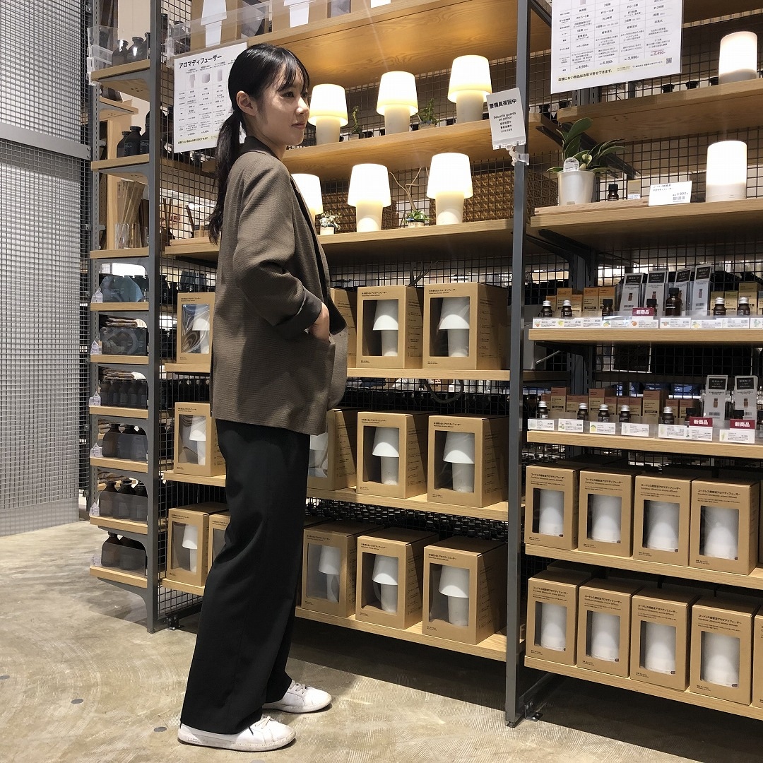 スタッフ
