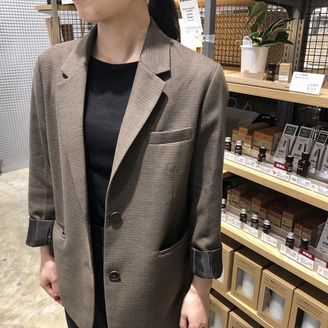 スタッフ