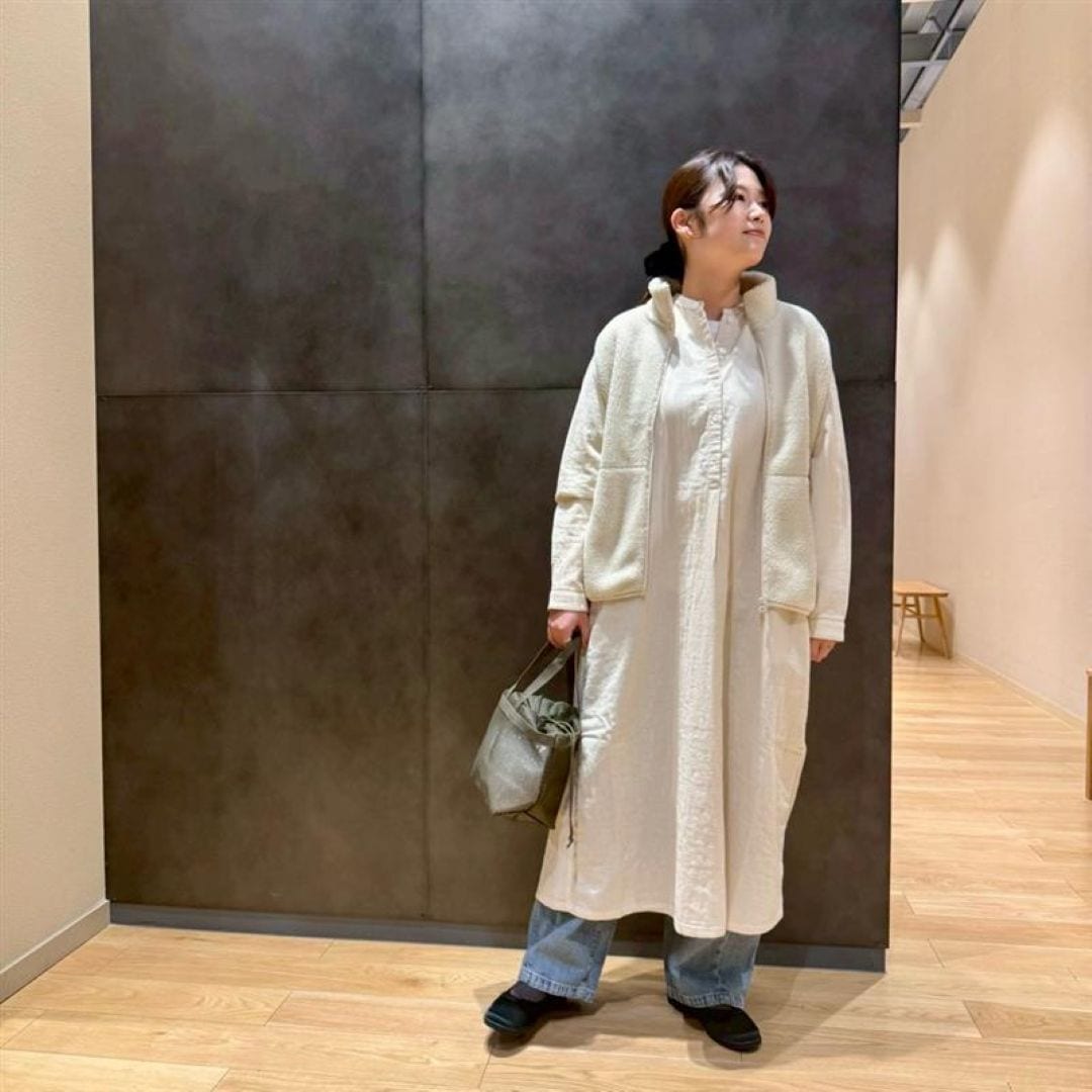 スタッフ商品着用写真