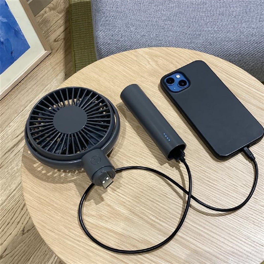 神戸阪急_角度が変えられる充電式ハンディファン