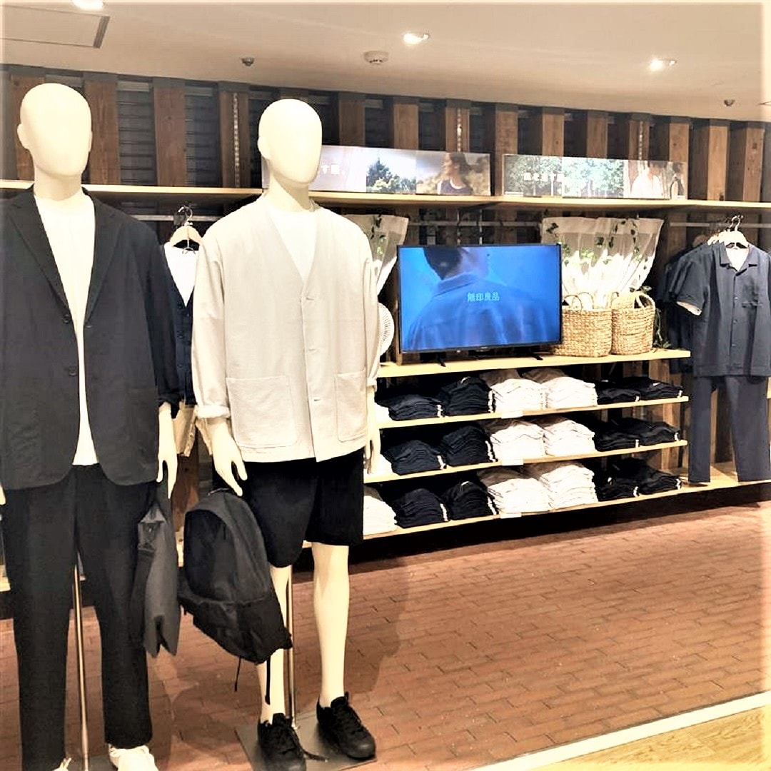 神戸阪急_風をとおす