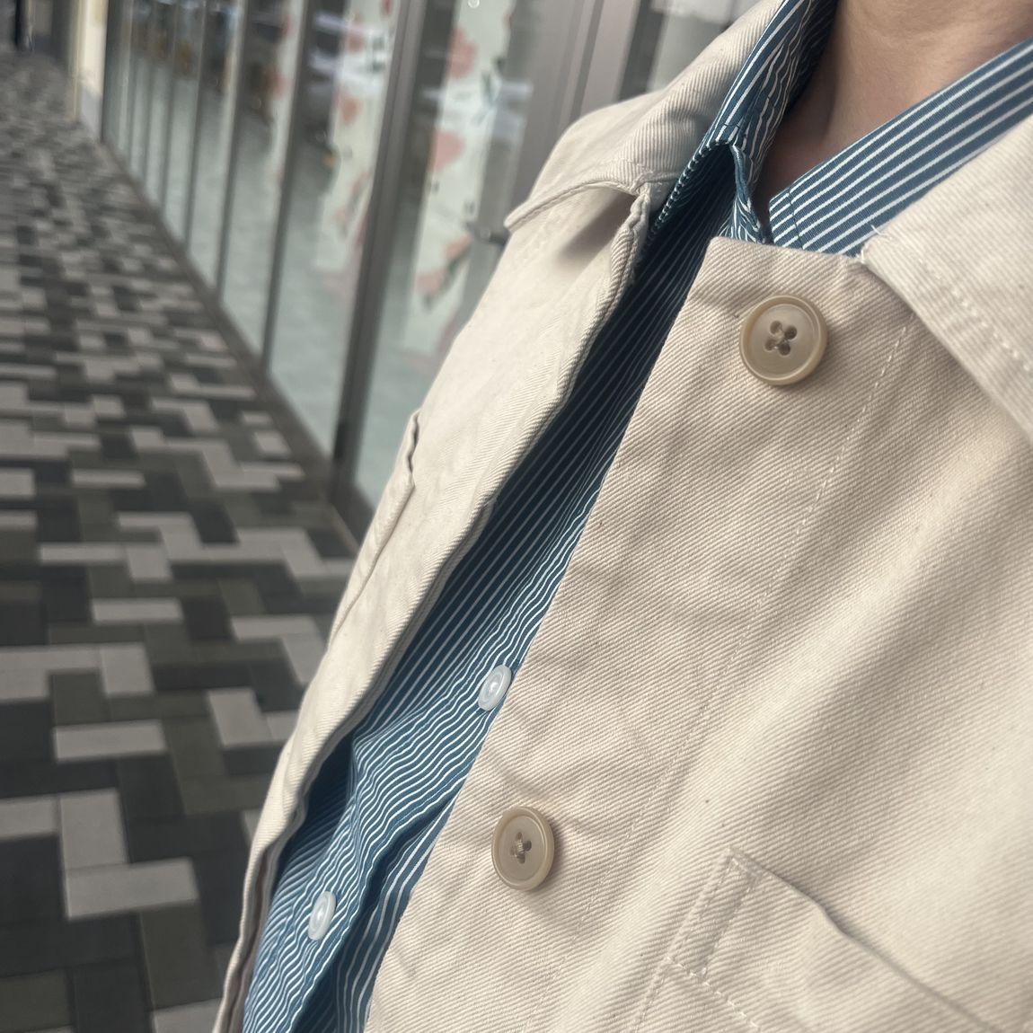 襟元写真
