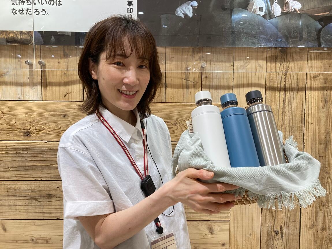 ステンレス　炭酸にも使える　保冷ボトル