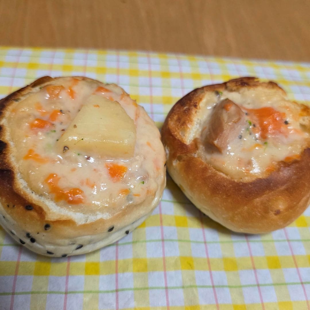 美山牛乳とカマンベールのクリームシチュー