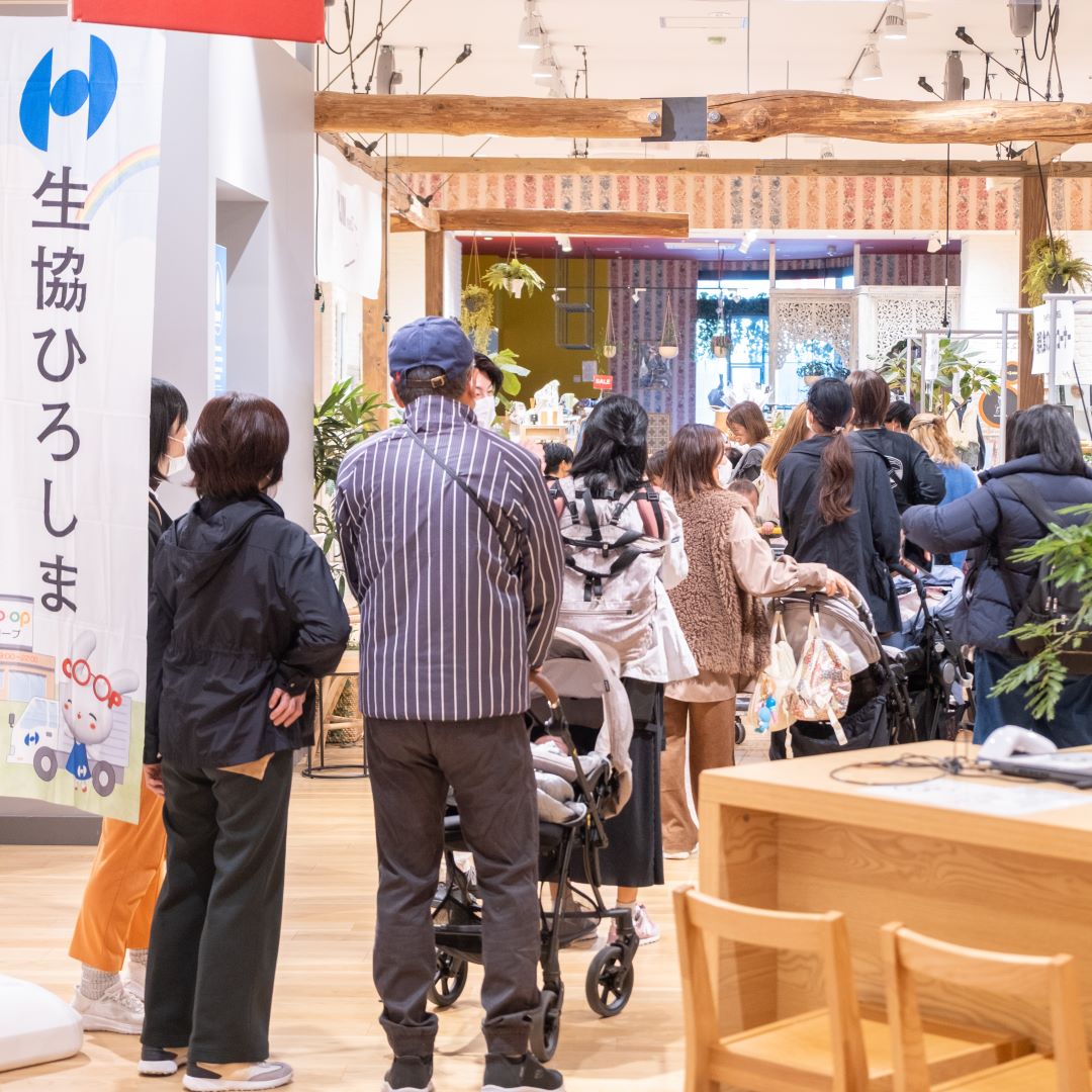 今回がはじめての無印良品での開催でしたが、平日にもかかわらず、たくさんの赤ちゃん連れでにぎわいました。