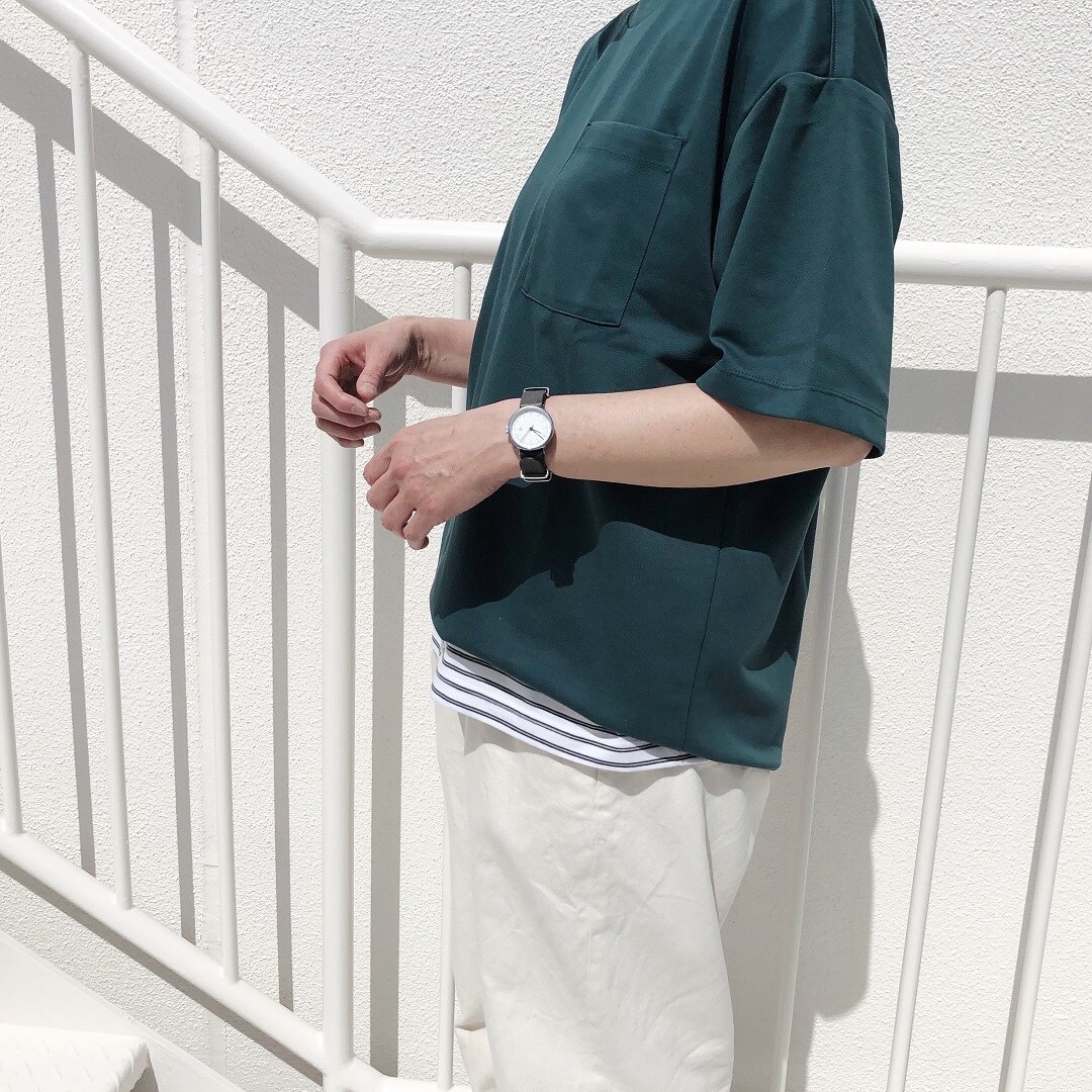 女性スタッフの着こなし2