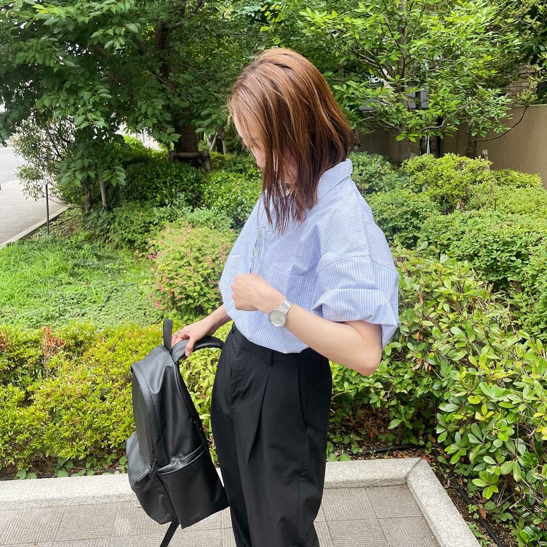 女性スタッフの着こなし1