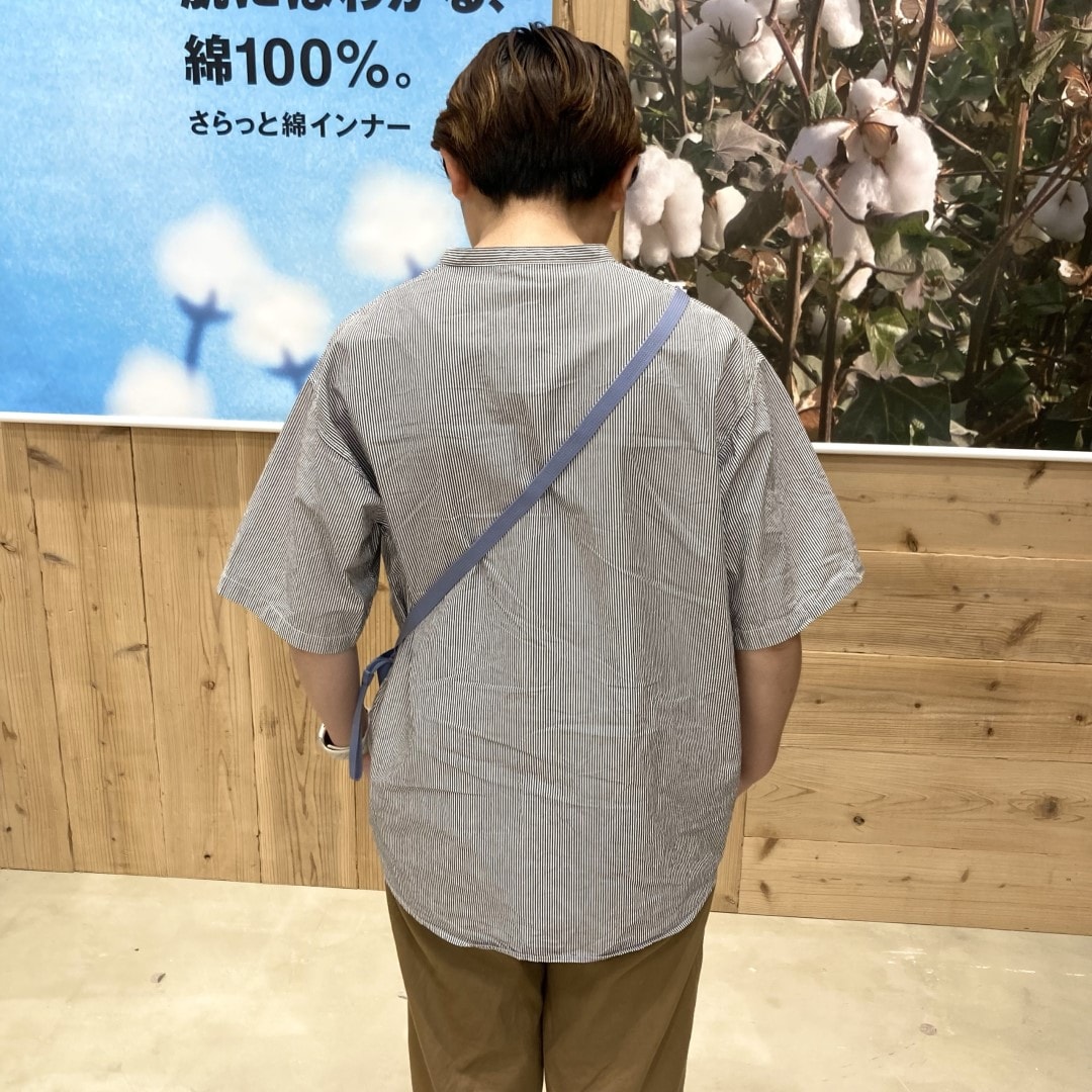 後ろ姿