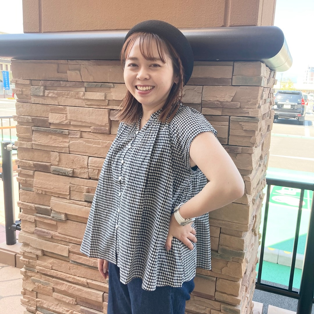 パリ風の着こなしをしたスタッフ