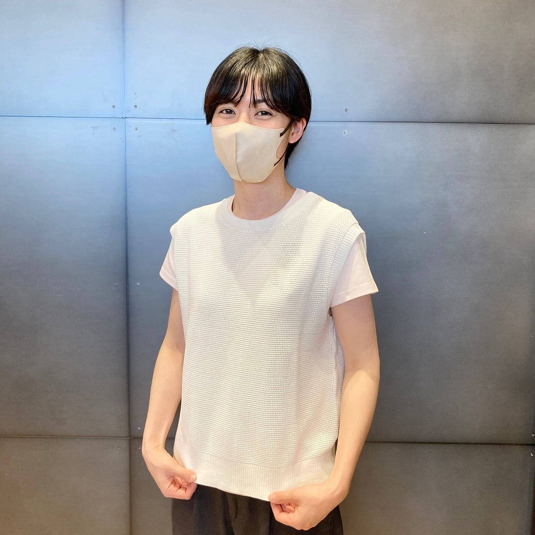 ベストと組み合わせた着こなし