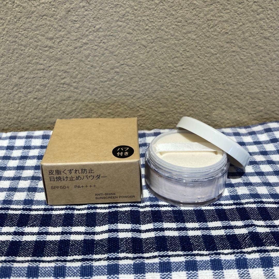 皮脂くずれ防止日焼け止めパウダーの写真