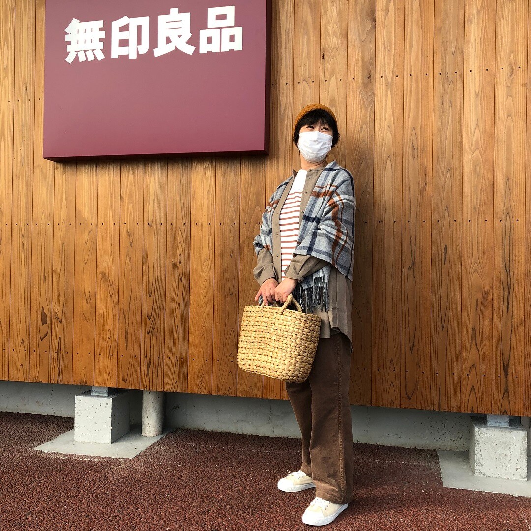 スタッフスナップ ストールあり