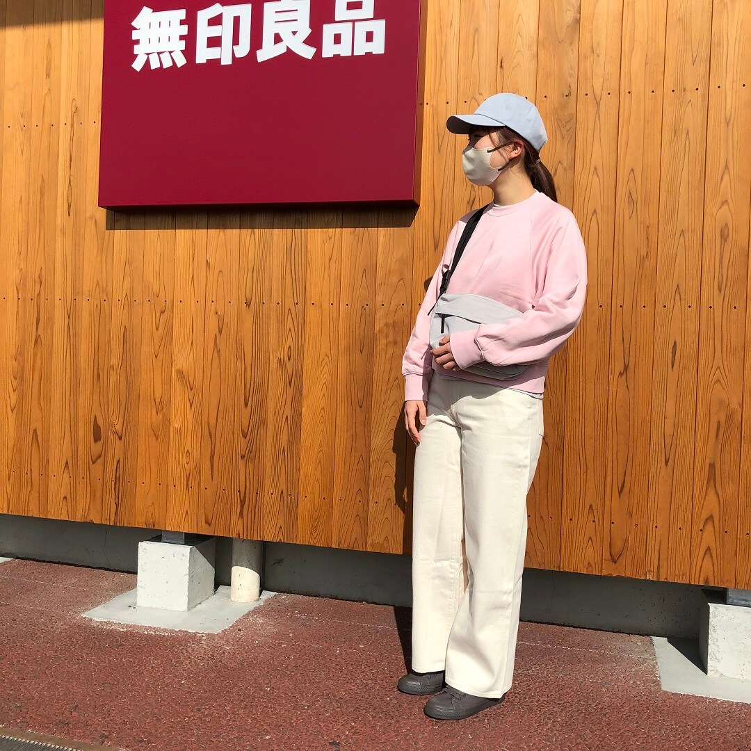 スタッフコーデ