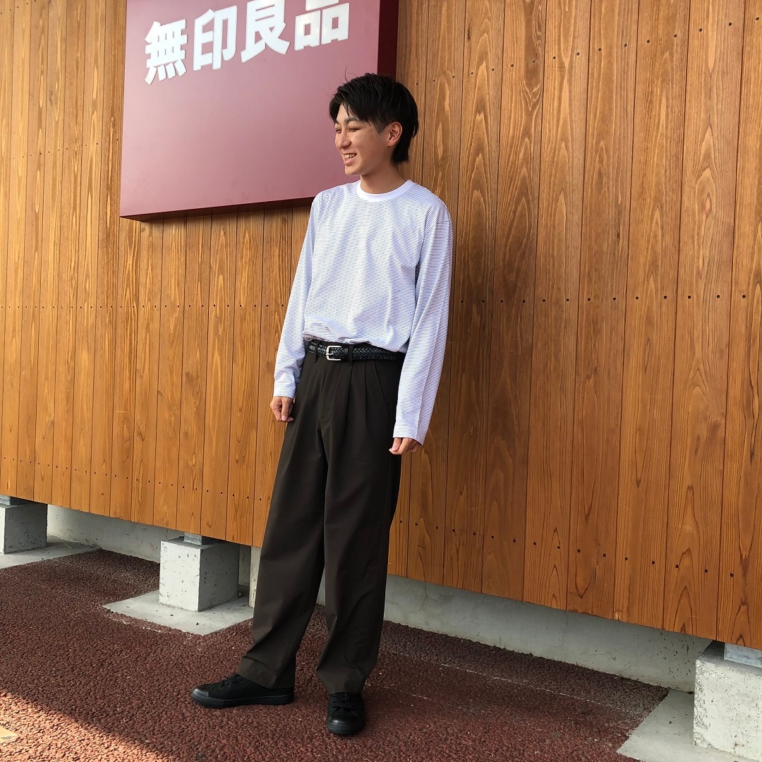 スタッフコーデ カーディガン無し