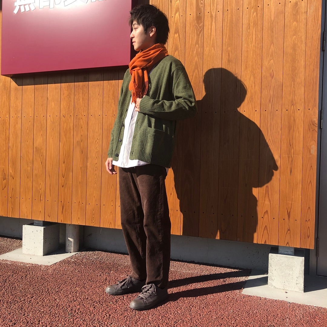 スタッフコーデ マフラーあり