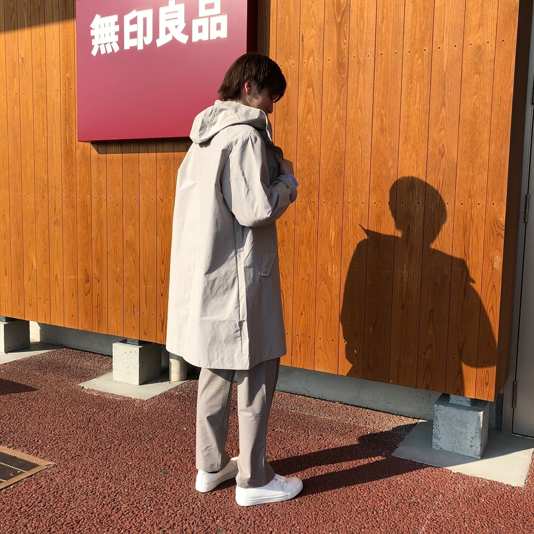 後ろ姿