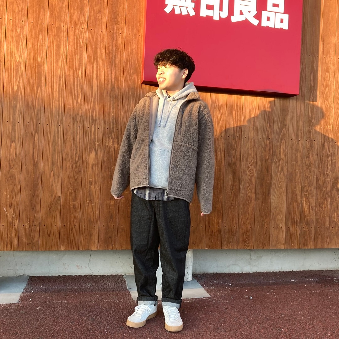 スタッフコーデ