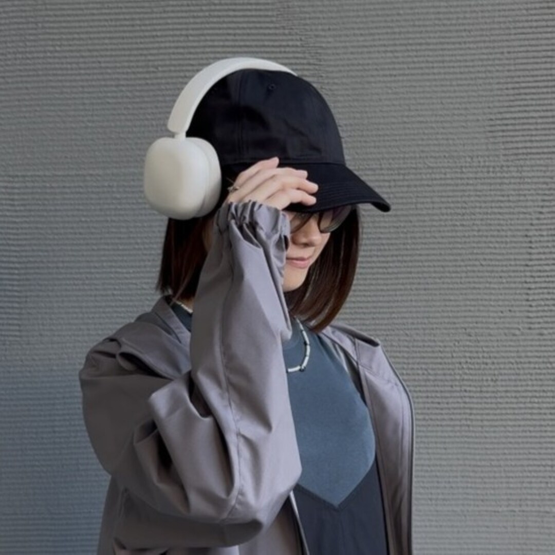 ヘッドフォン（内山）_Q0m8Bq