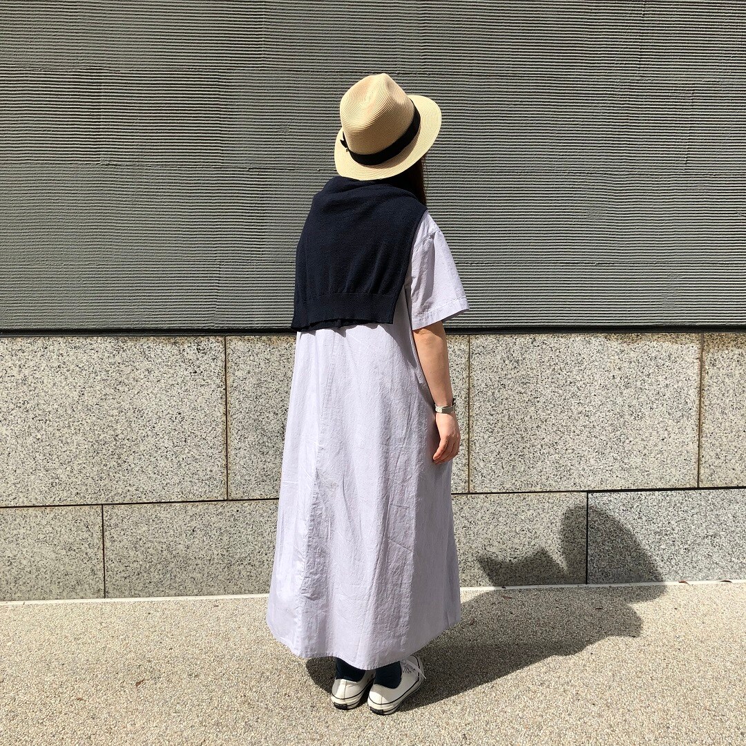 涼感ワンピース後ろ
