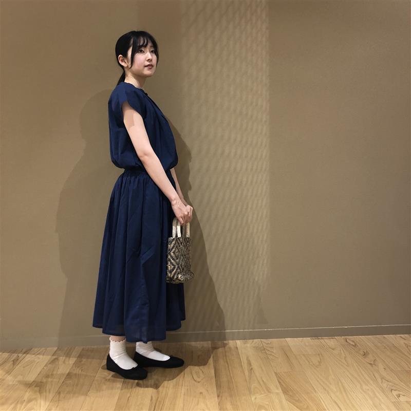 ネイビー横