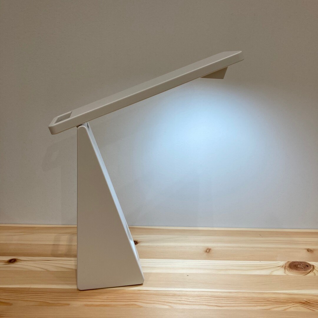 【ららぽーとTOKYO-BAY North Gate】持ち運べて便利な手元をてらすリビングライト