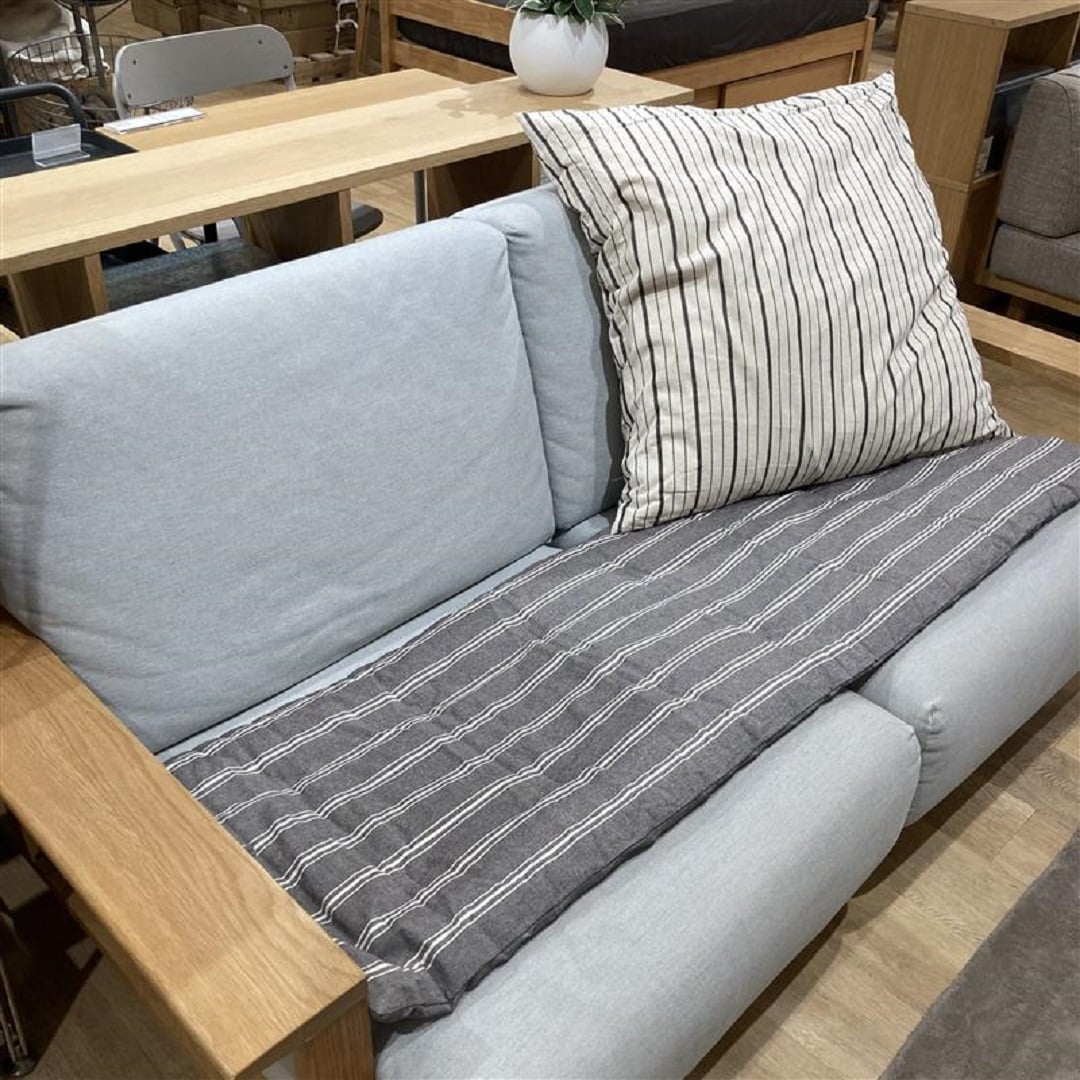 【ららぽーとTOKYO-BAY North Gate】敷いて、丸めて、多様な 洗いざらしシートクッション