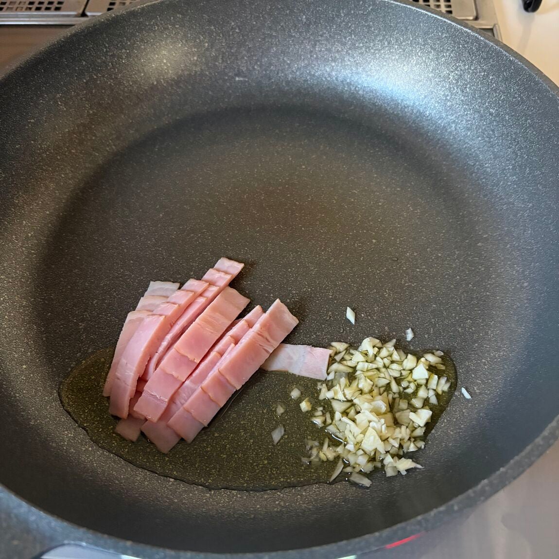 炒める