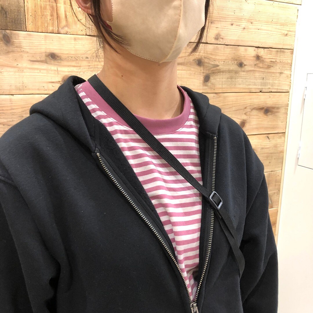 クルーネック長袖Ｔシャツ