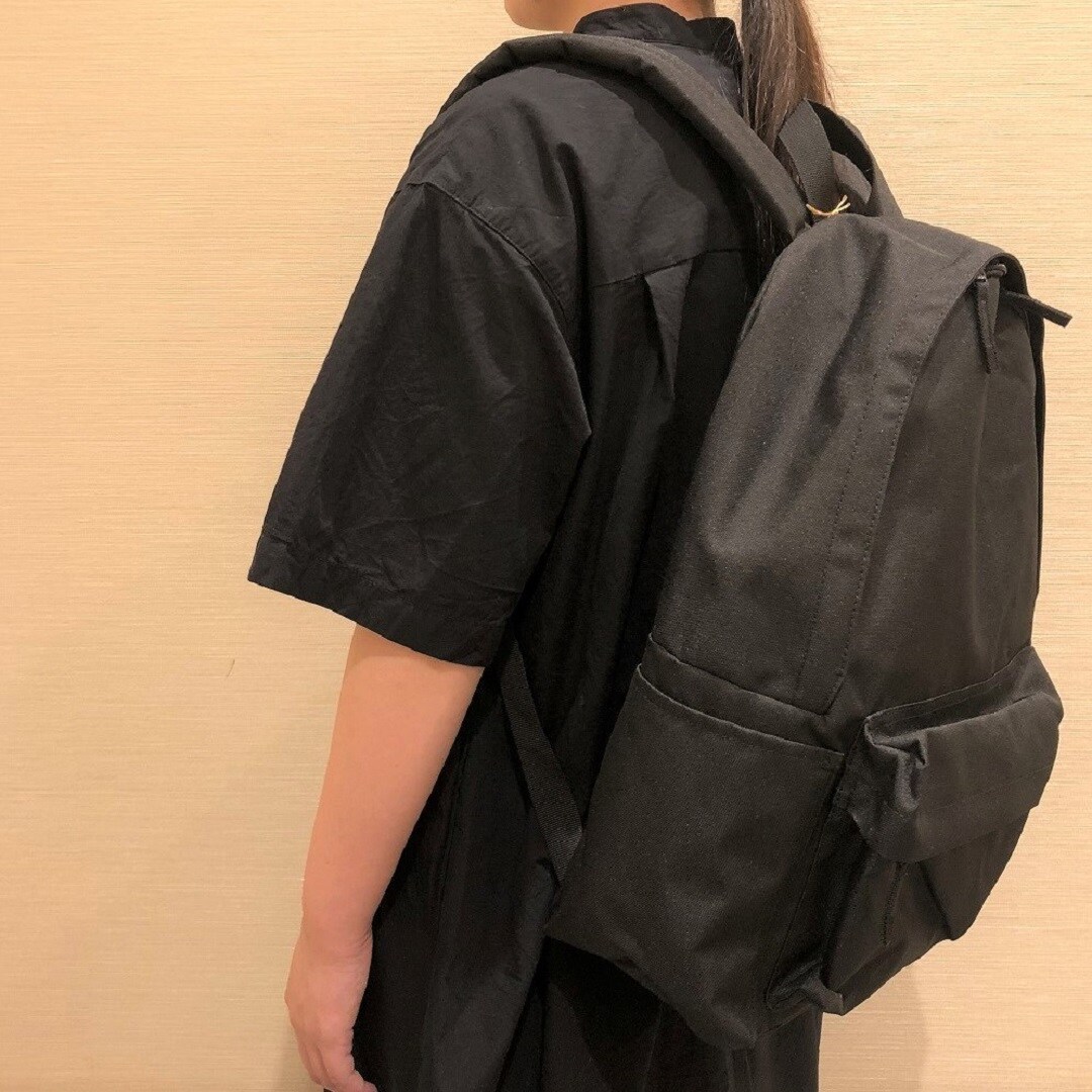 リュック　黒