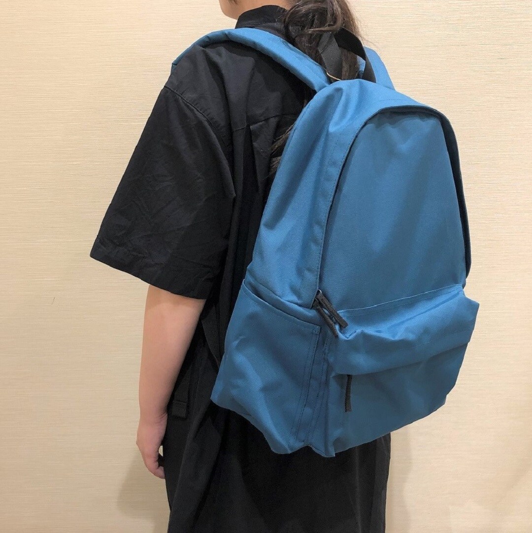 ダークグリーン