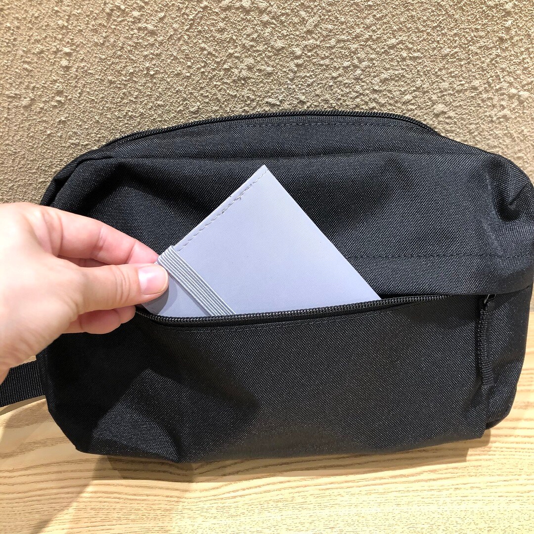 前ポケット