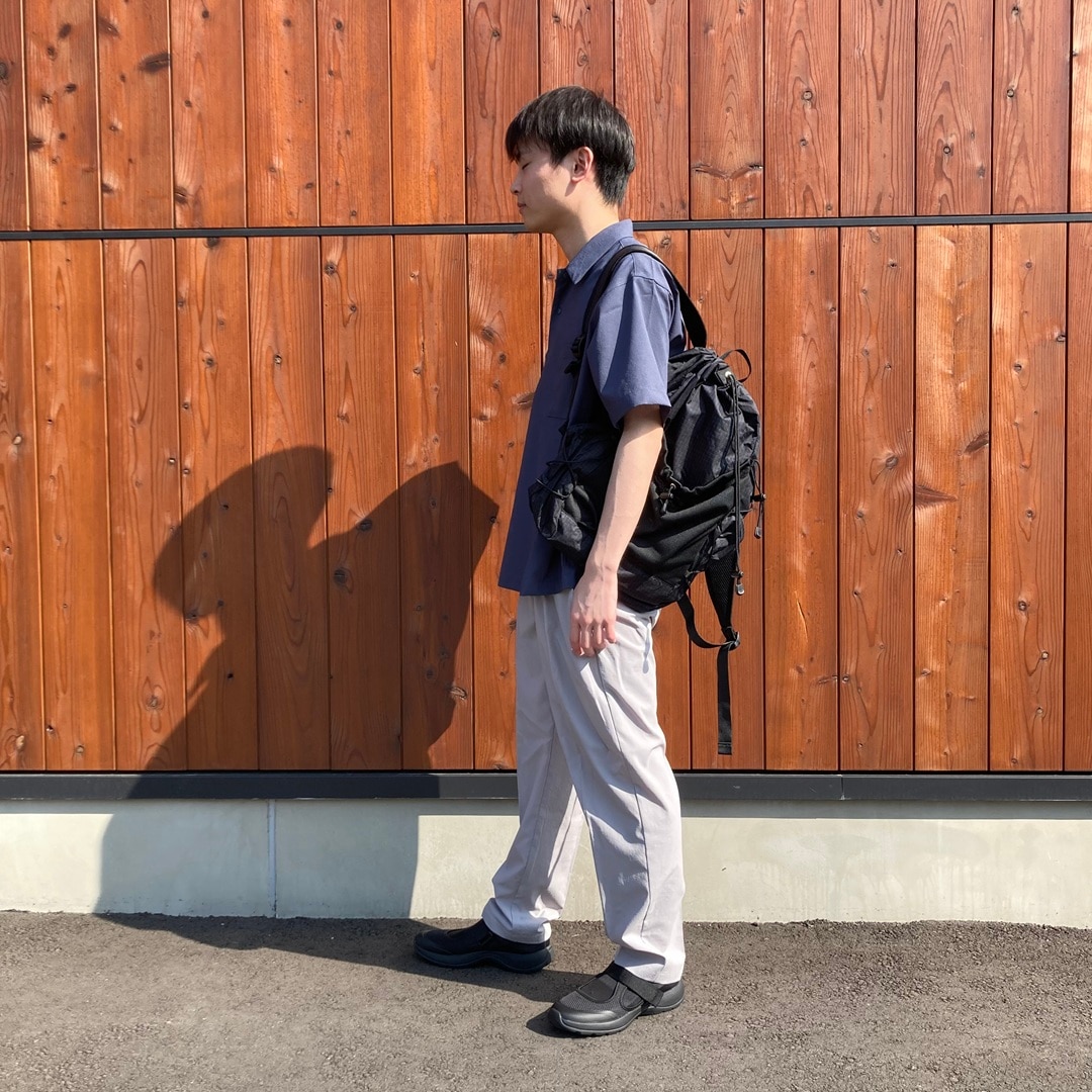 ヨコ