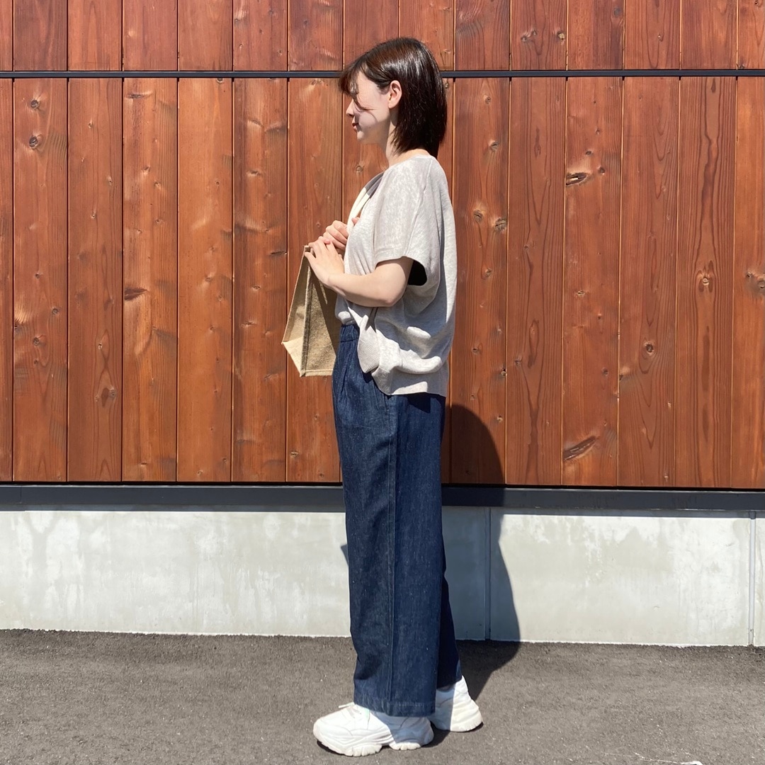 横