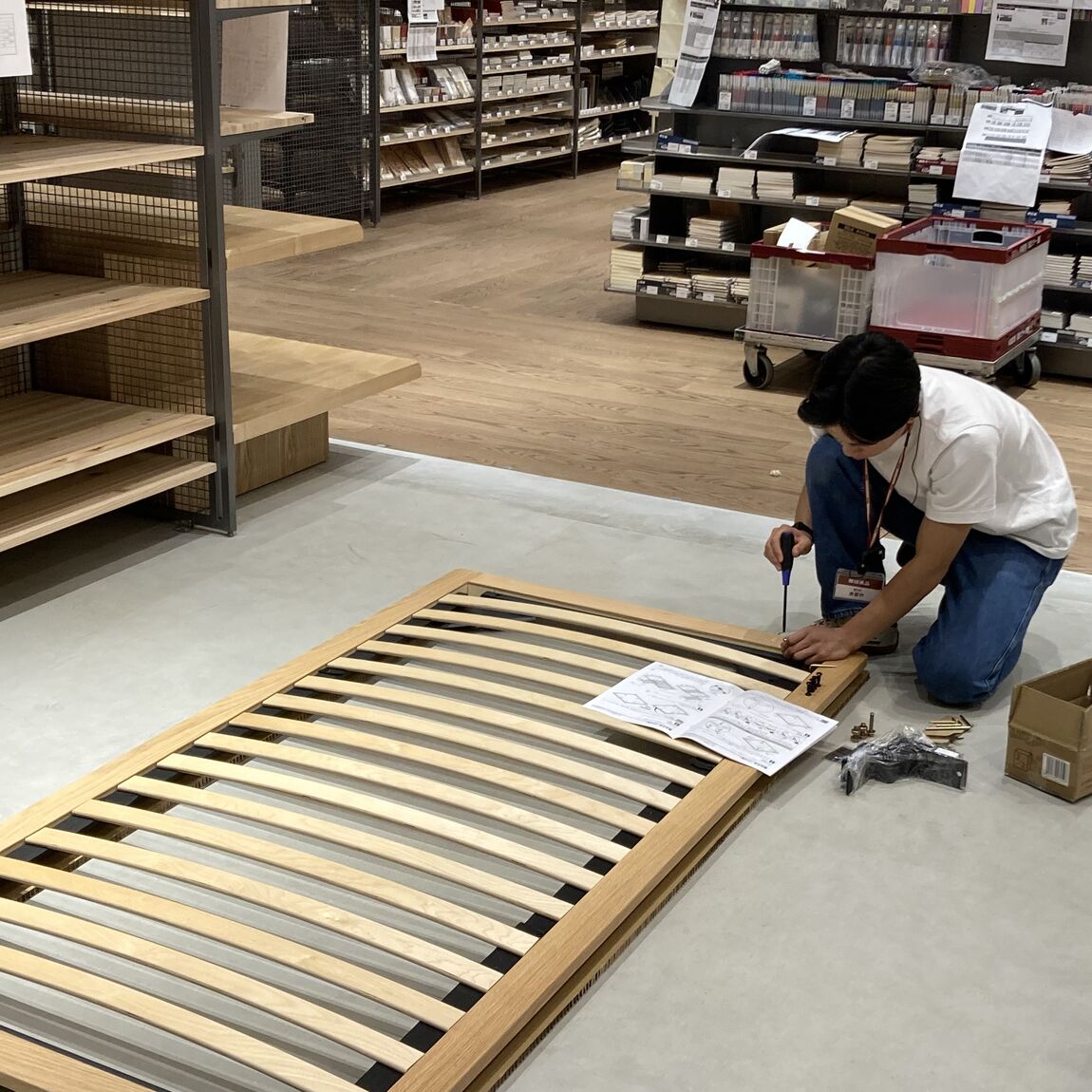 【堅田】家具（ベッド）の組み立て