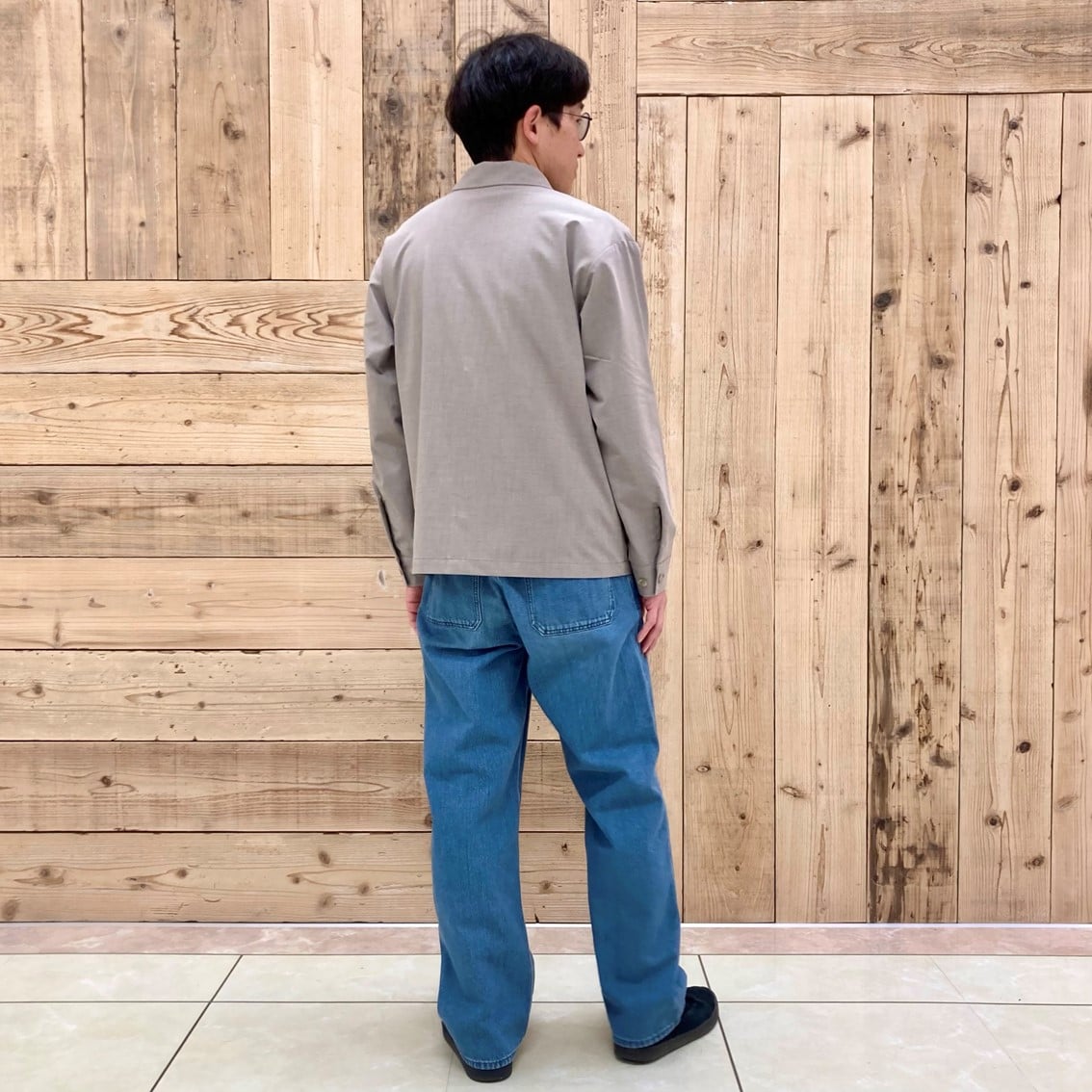 乾きやすいブルゾンを使用したコーディネートのスタッフの写真です。