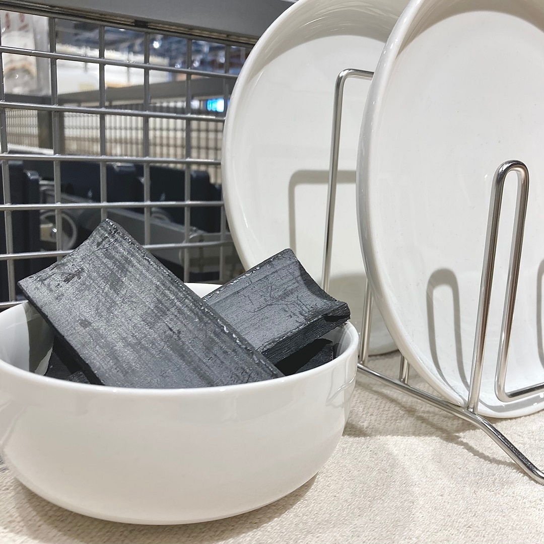「くりかえし使える脱臭竹炭」キッチン周りに使用したイメージ画像