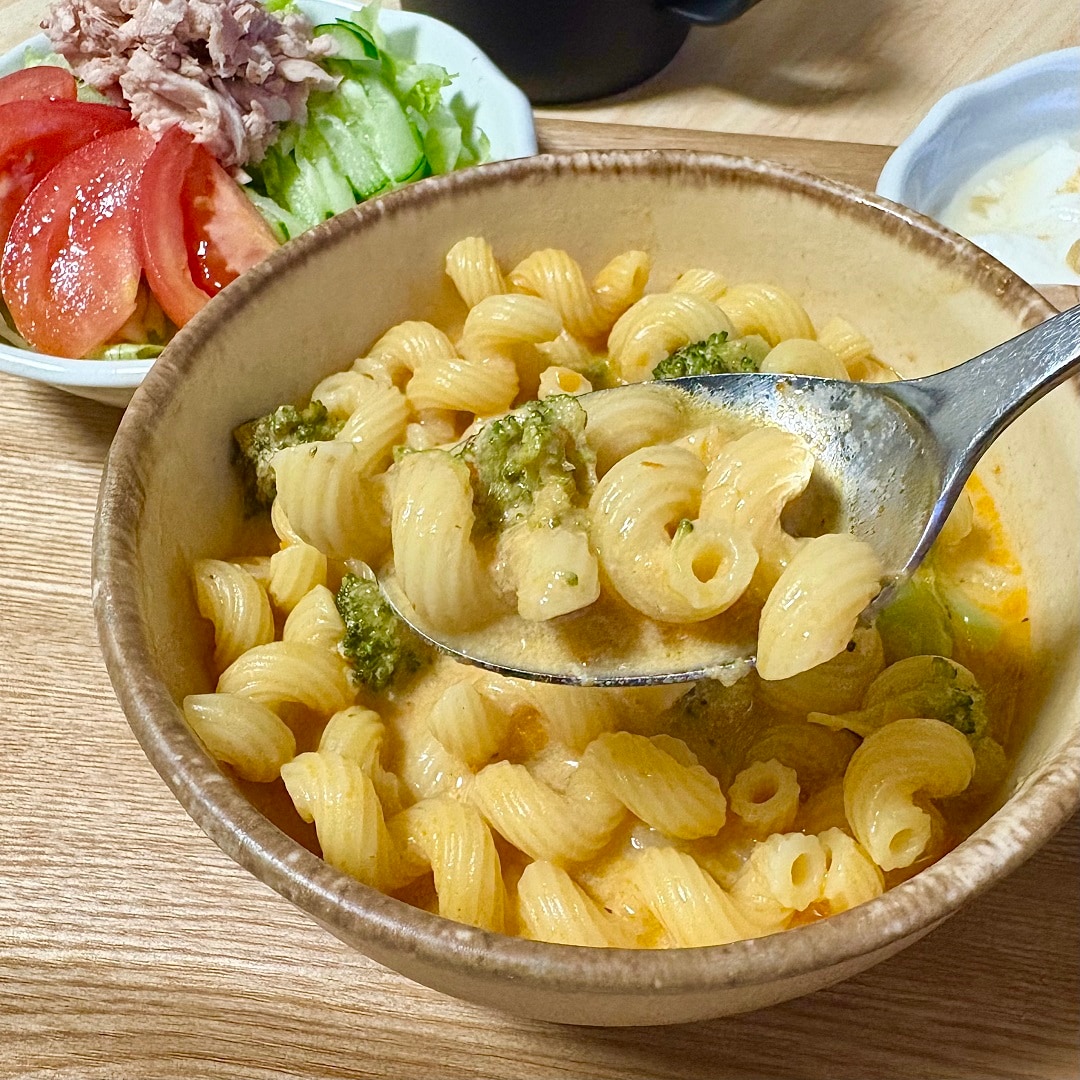 「煮込んでつくるスープパスタの素　海老とチーズのトマトクリーム」の完成イメージ画像