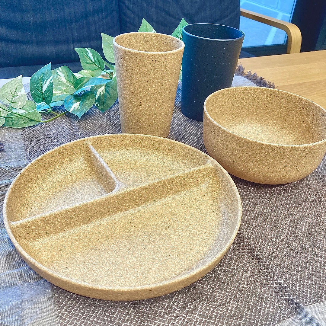 「レンジで使える ヤシの端材を使った食器」シリーズイメージ画像