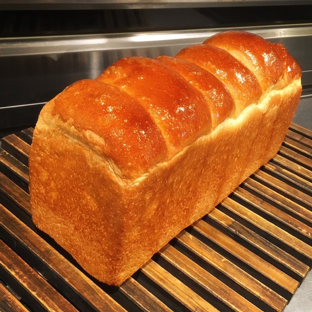【Cafe'&Meal MUJI グランフロント大阪】山型食パン焼成画像