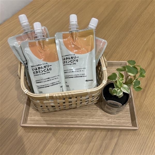 肌のことを考えてつくったゼリー