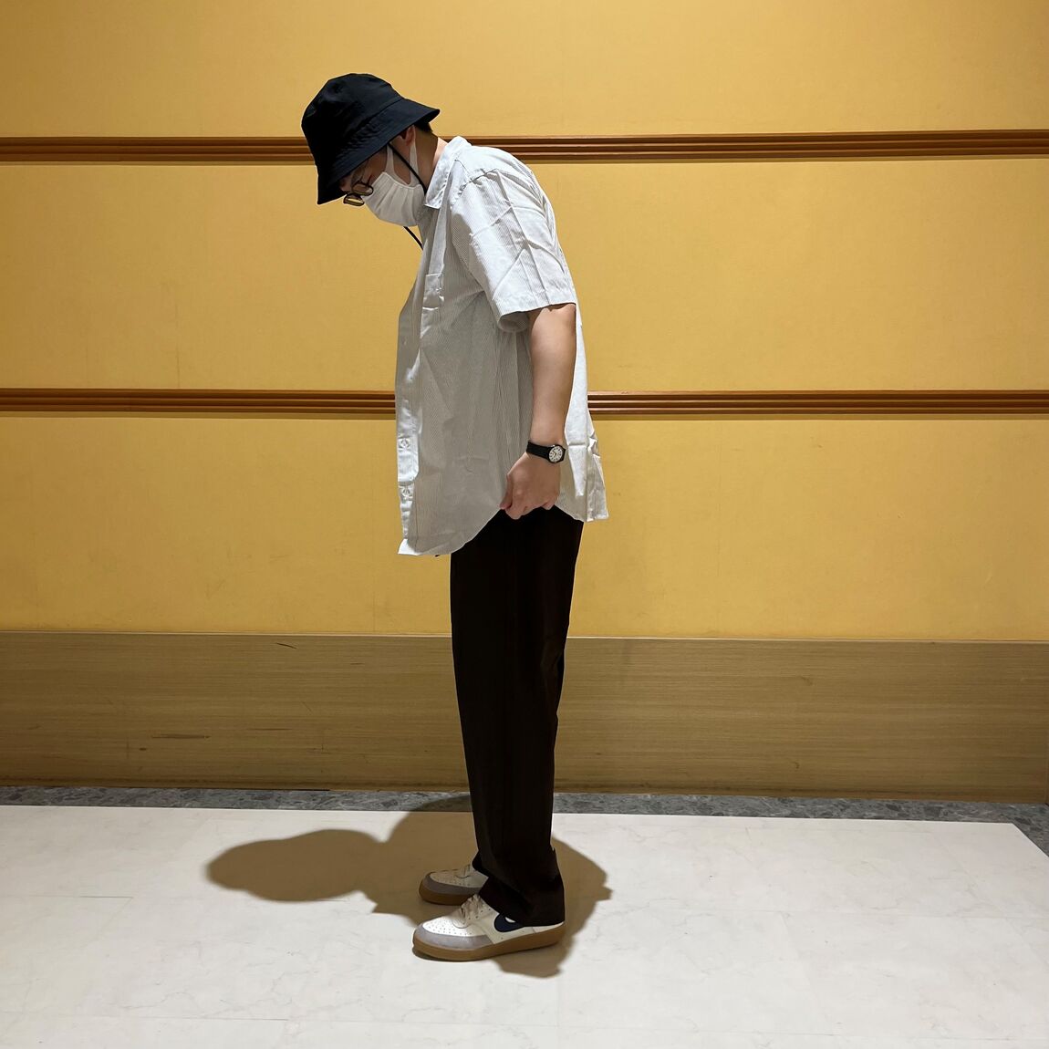 男性服