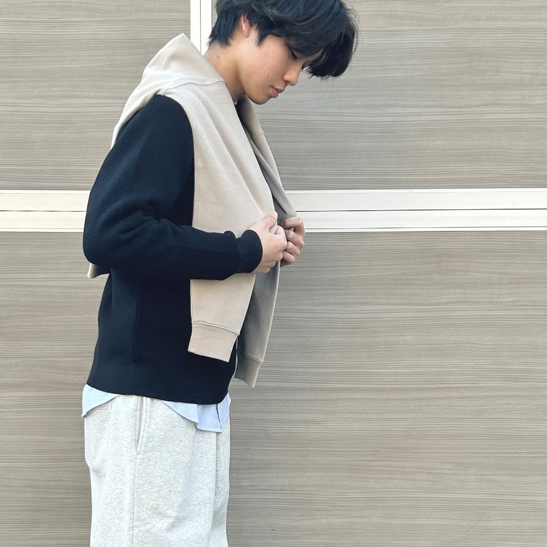 スタッフ横向き