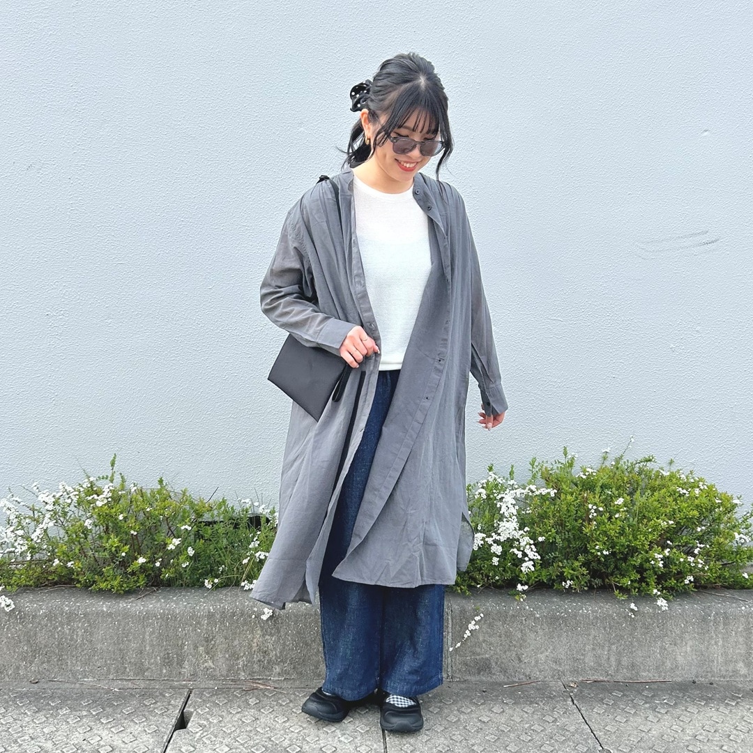 女性の全身写真