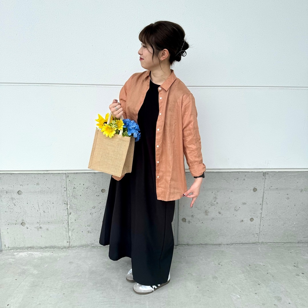 西山さん　羽織った