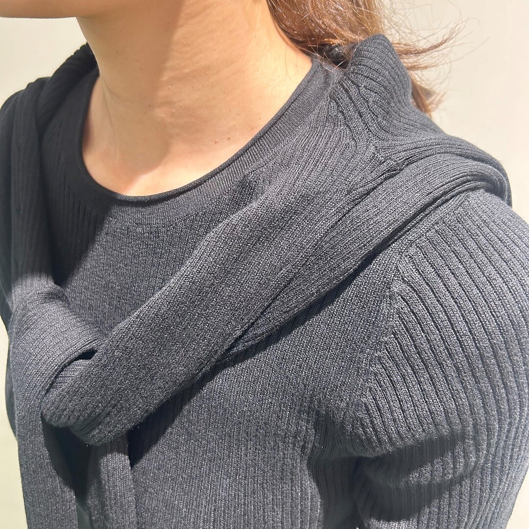 ニットの写真