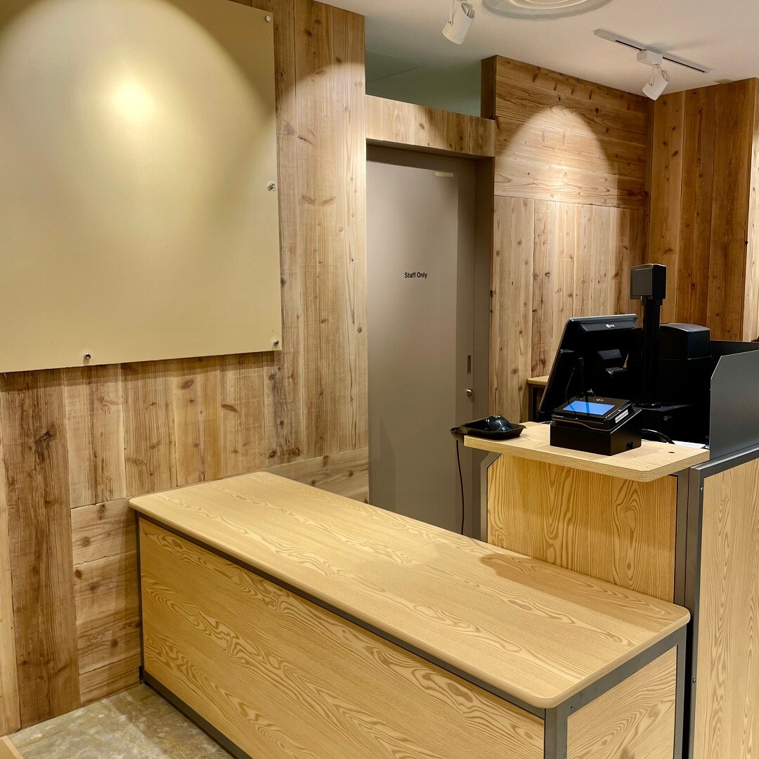 入店